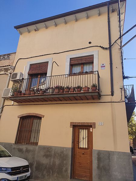 Oreneta cuablanca  - Luna Del Puerto NÚÑez